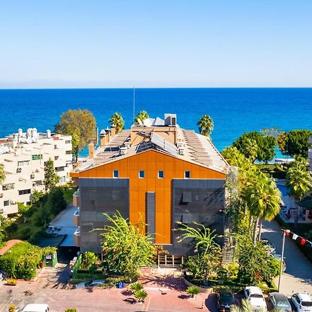 Fame Beach Hotel Кемер Екстериор снимка